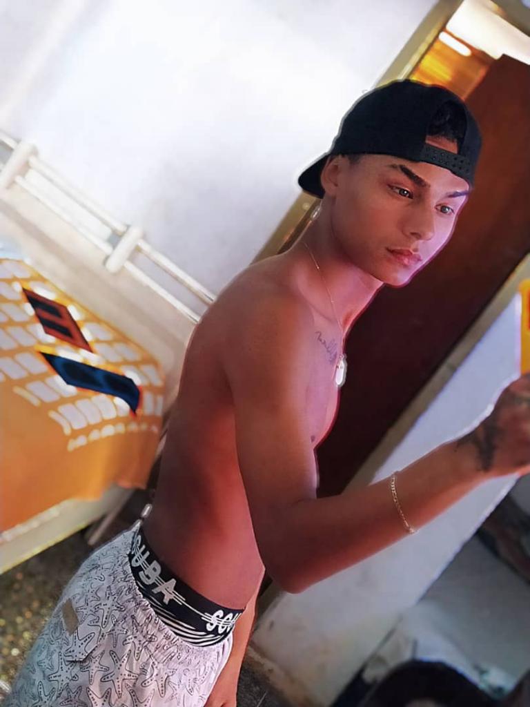 Chico busca chica en Tenerife: 