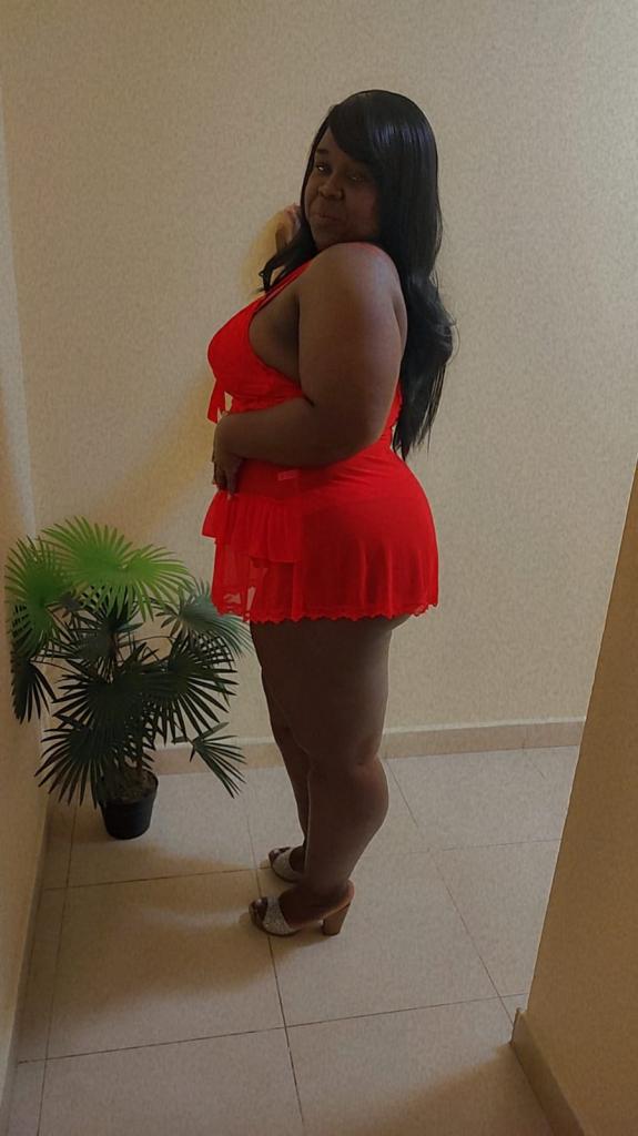 Chica busca chico en Tenerife: 