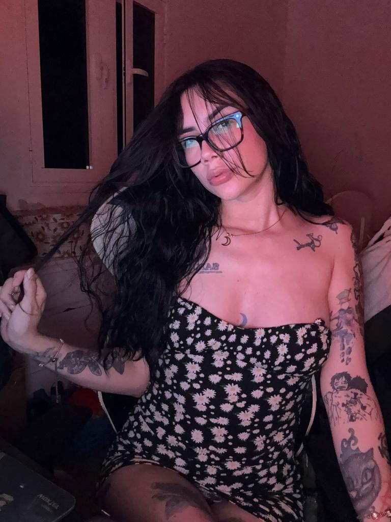 Chica busca chico en Tenerife: 