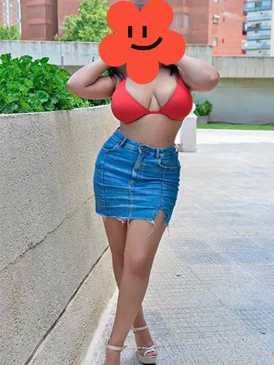 Chica busca chico en Cádiz: 