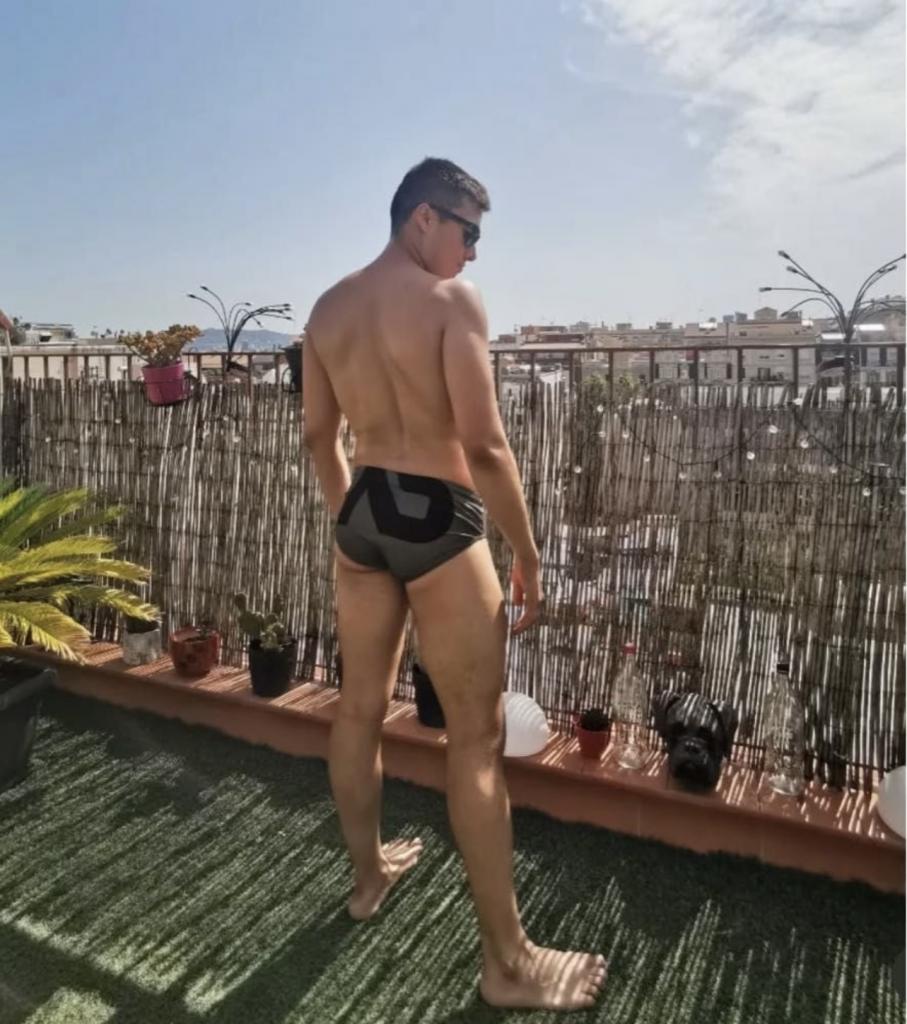 Chica busca chico en Barcelona: 