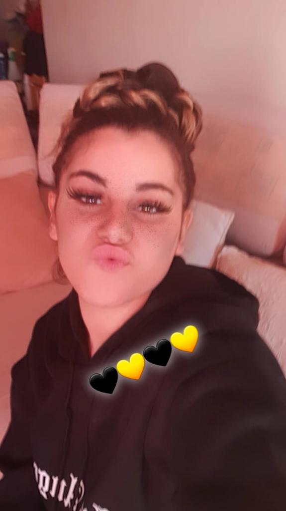 617270866: Chica busca chico en Tarragona