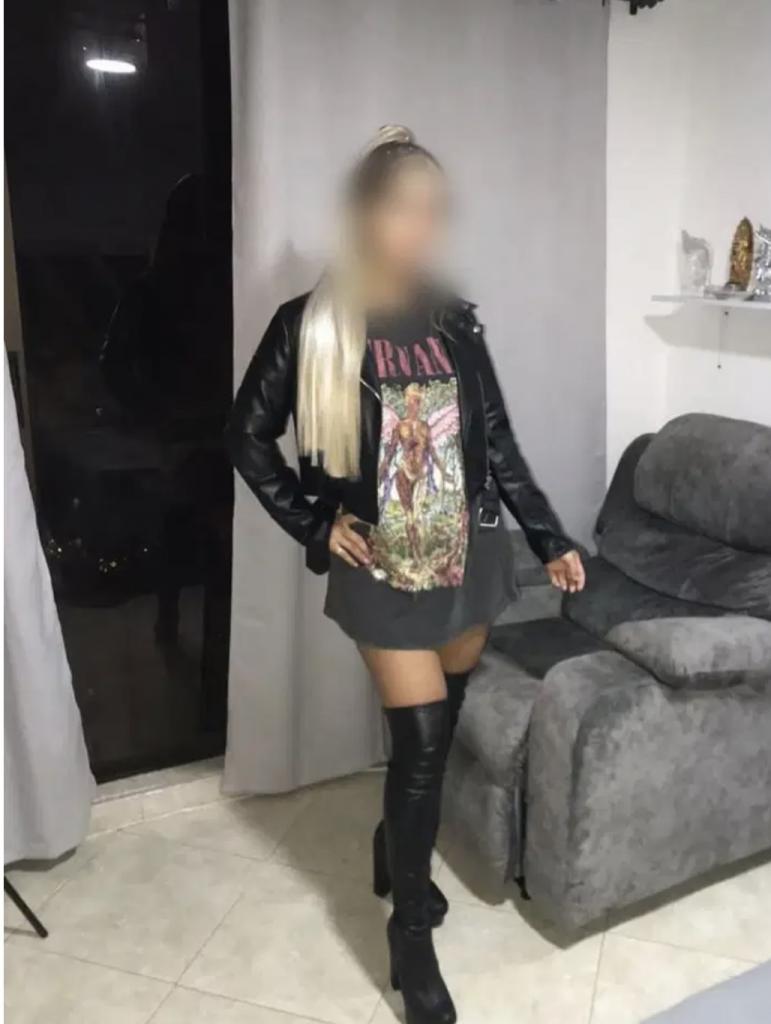 Chica busca chico en Granada: 