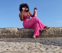 603221025: Chica busca chico en La Coruña