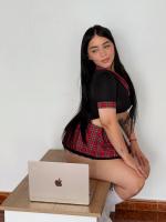 613421353: Chica busca chico en Málaga