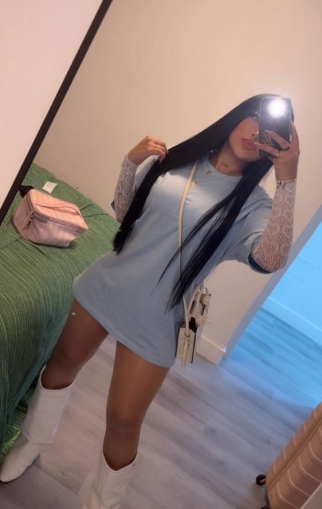 Chica busca chico en Málaga: Chica busca chico