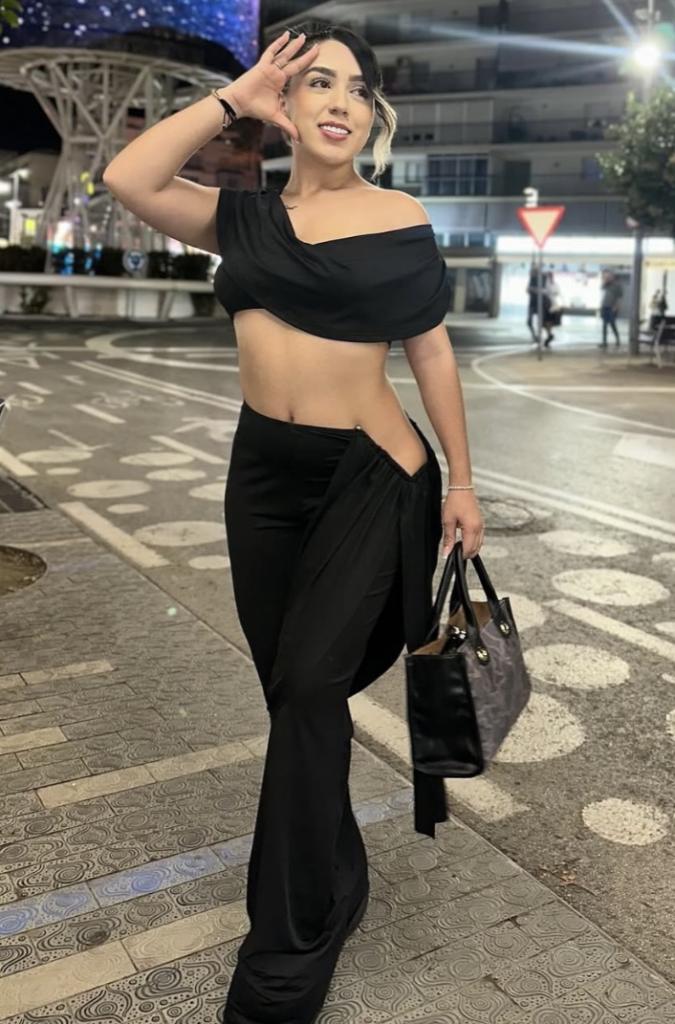 Chica busca chico en Cádiz: 