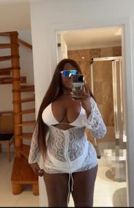 Chica busca chico en Tenerife: 
