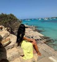 613977490: Chica busca chico en Alicante