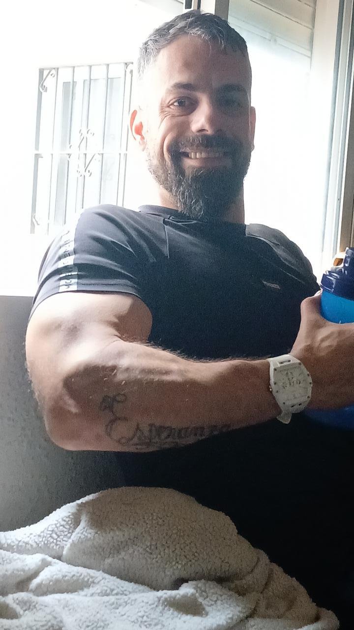 Chico busca chica en Málaga: 