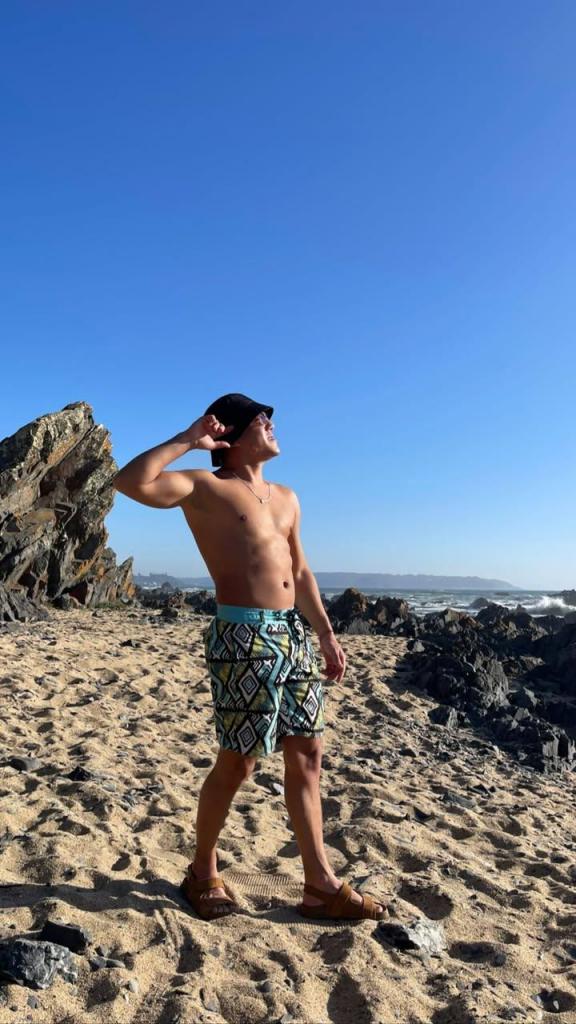 672885417: Chico busca chica en Cantabria