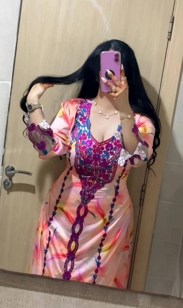 Chica busca chico en Cádiz: 