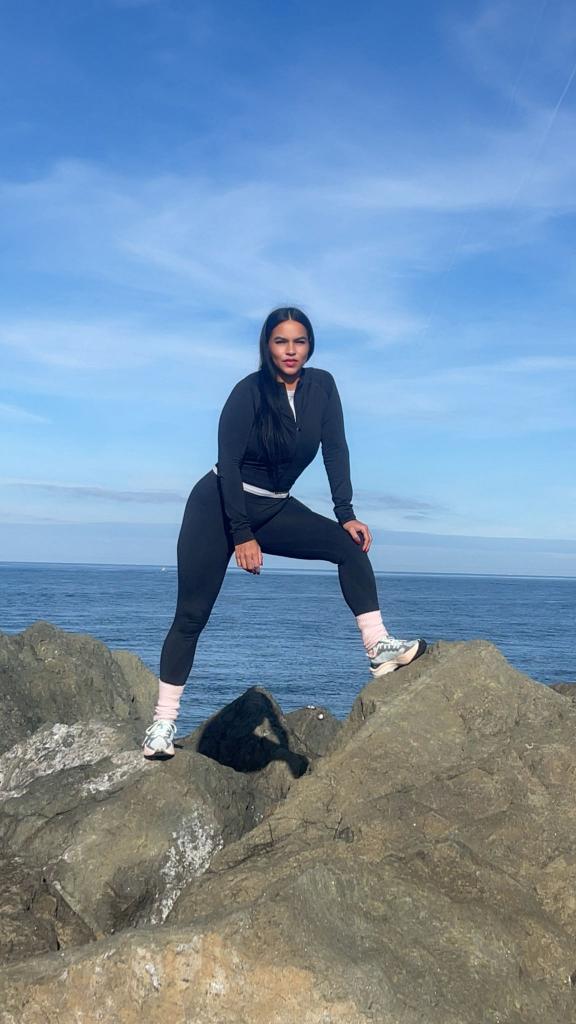 Chica busca chico en Huelva: Chica busca chico