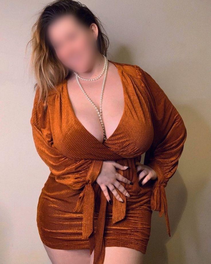 672877804: Chica busca chico en Murcia