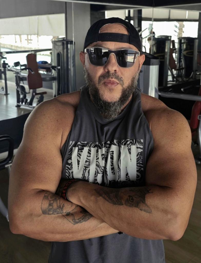 633382376: Chico busca chica en Madrid