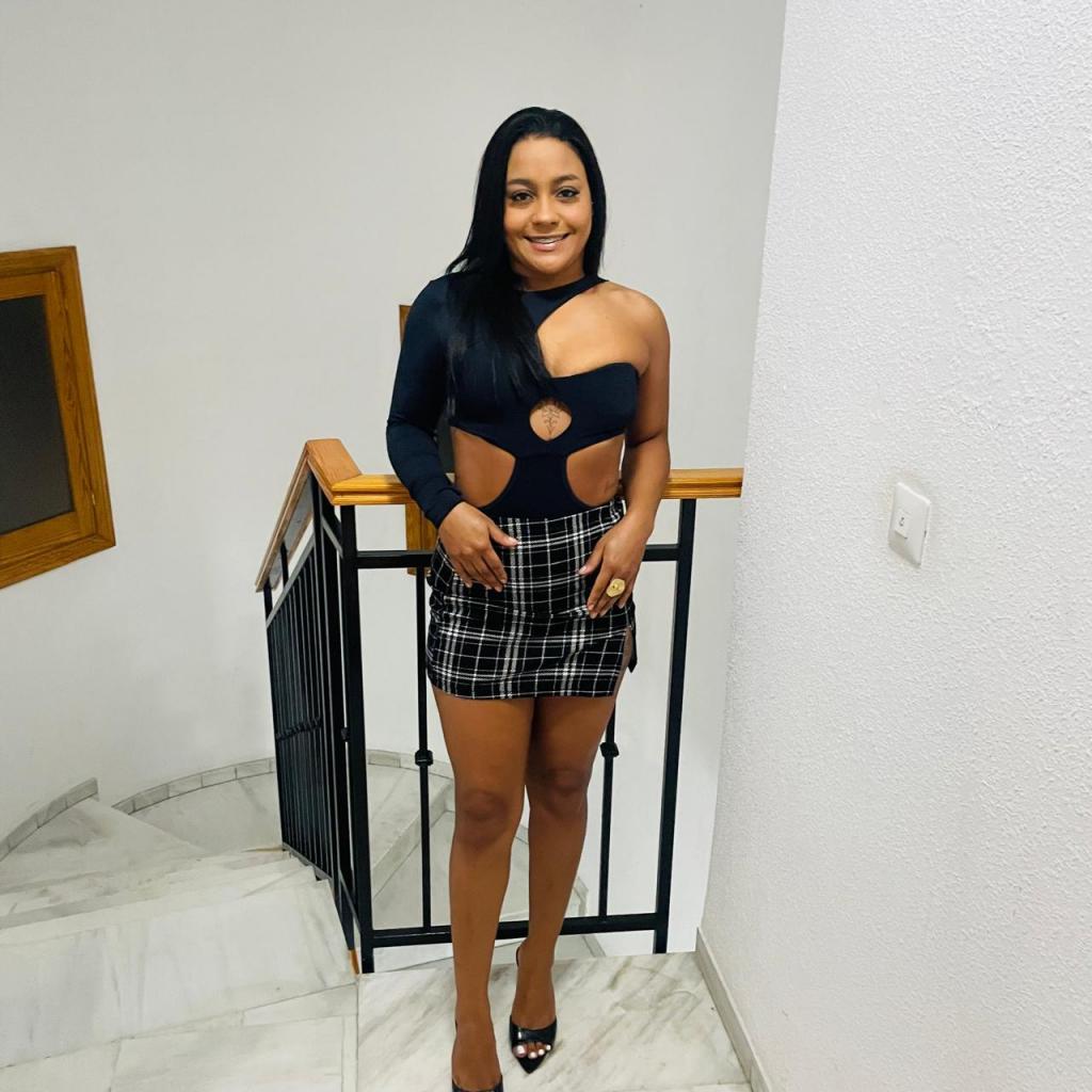 Chica busca chico en Granada: 