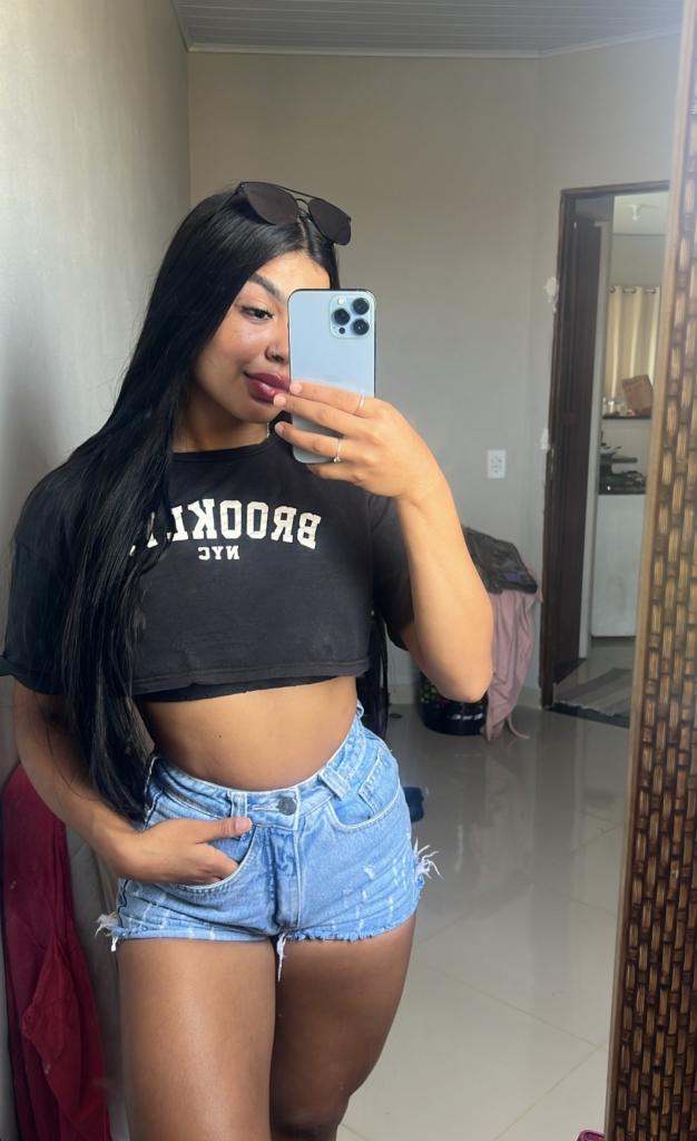 672599361: Chica busca chico en Alicante