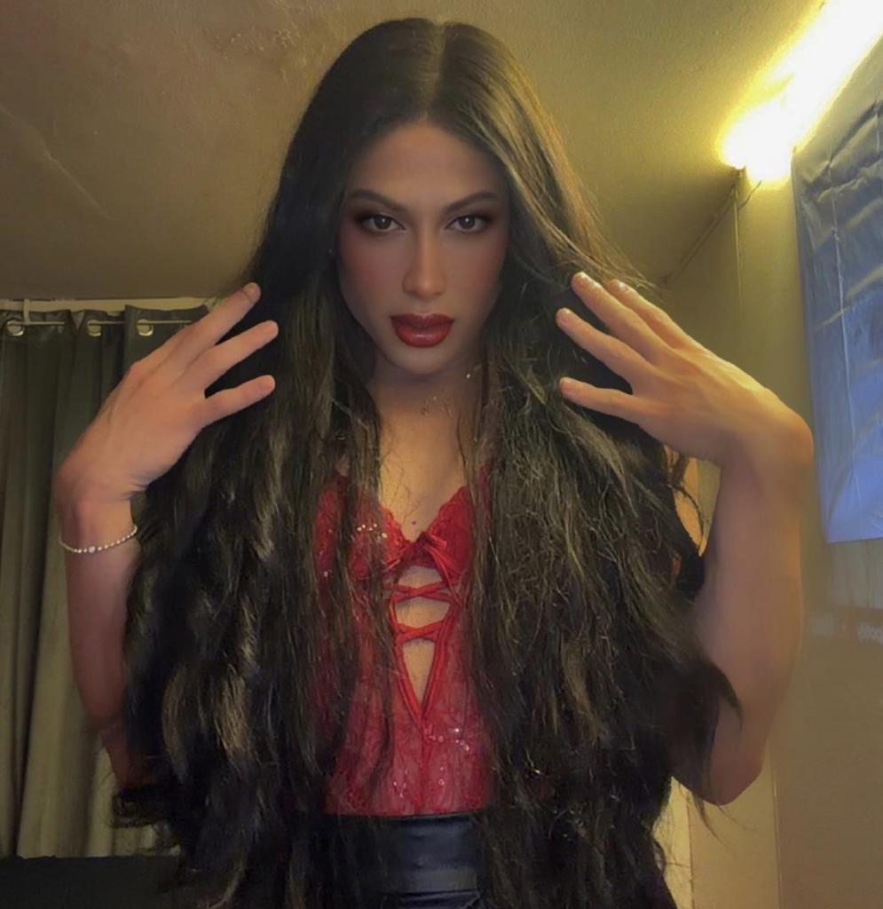 631058869: Transexual en Barcelona