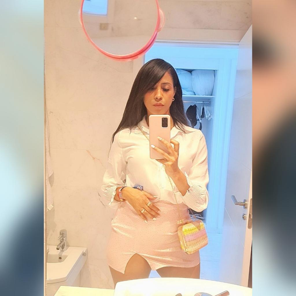 Chica busca chico en Huelva: 