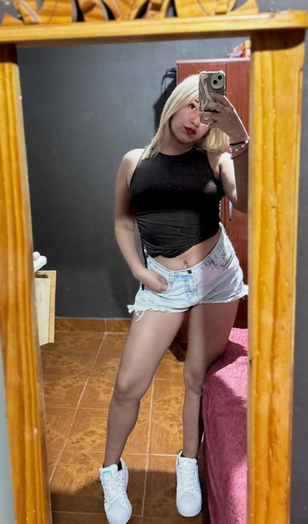 742064355: Chica busca chico en Segovia