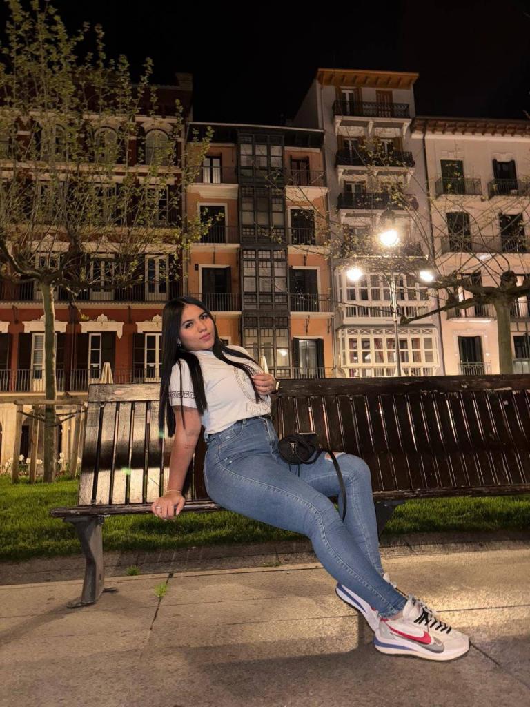 Chica busca chico en Navarra: 