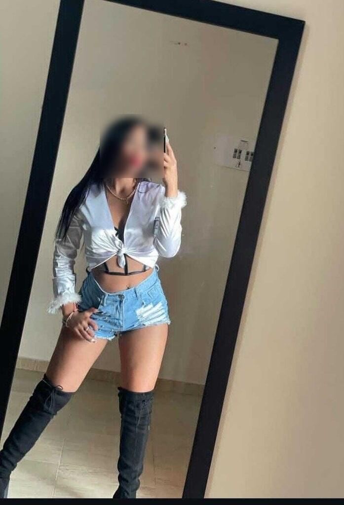 Chica busca chico en Barcelona: 