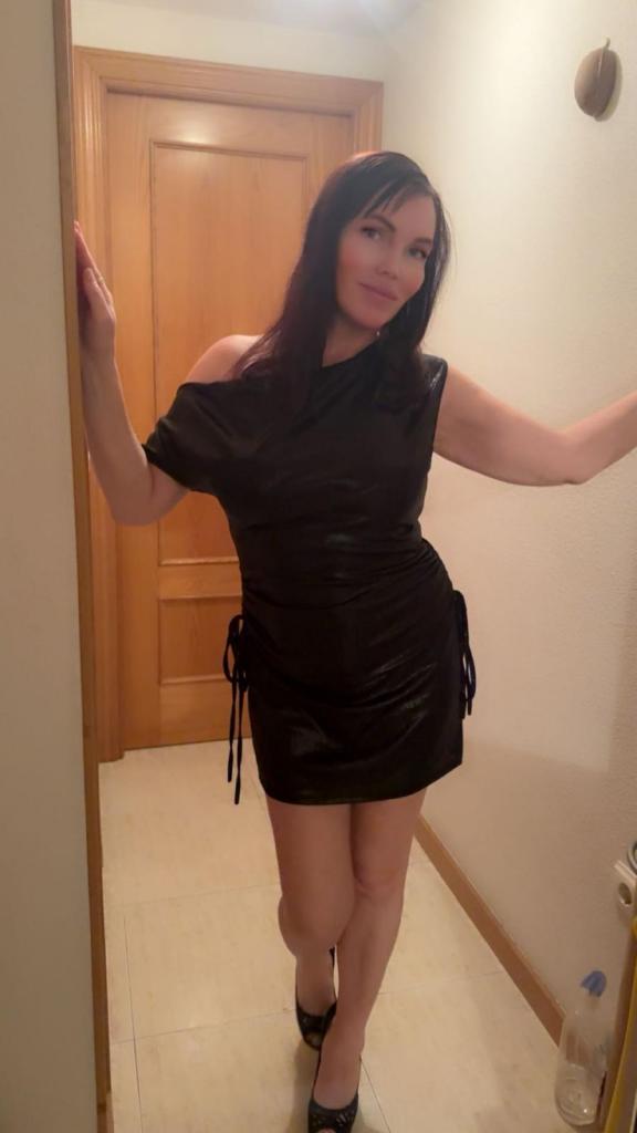 637947528: Chica busca chico en Alicante