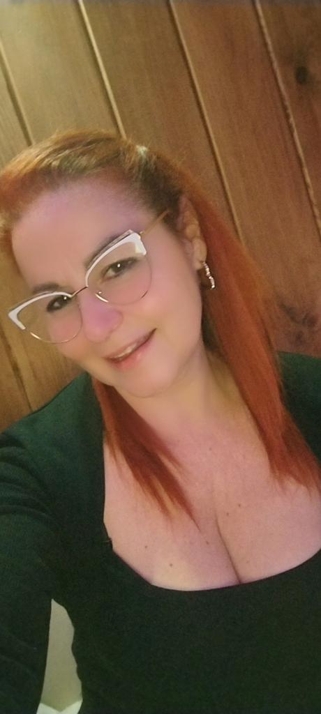 Chica busca chico en Almería: 