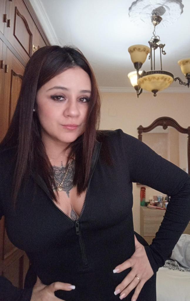 Chica busca chico en Cádiz: 