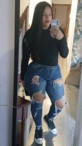 613289167: Chica busca chico en Gerona