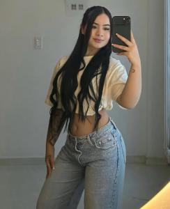 672976621: Chica busca chico en Tenerife