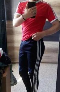 681815581: Chico busca chica en Sevilla