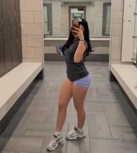 614869958: Chica busca chico en Sevilla