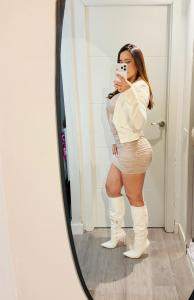 610889635: Chica busca chico en Málaga