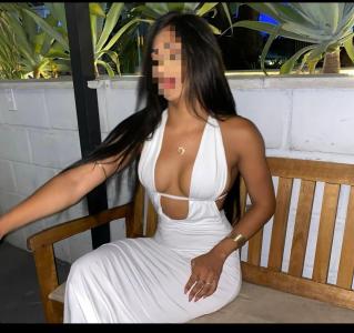 613603112: Chica busca chico en Navarra