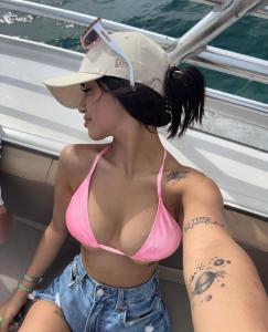 632945305: Chica busca chico en Tenerife