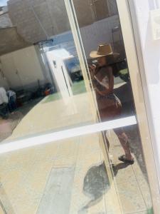 611352096: Chica busca chico en Sevilla