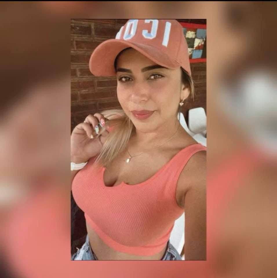 610889635: Chica busca chico en Málaga