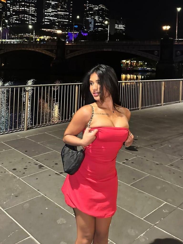 685570801: Chica busca chico en Jaén