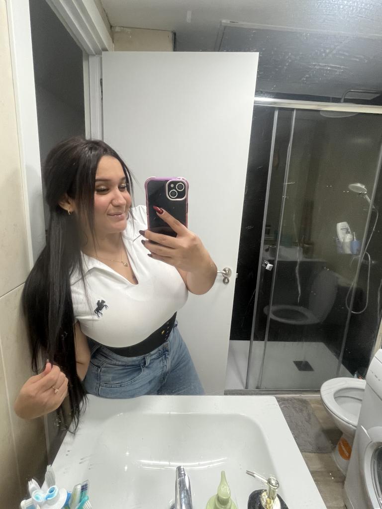 641809711: Chica busca chico en Madrid