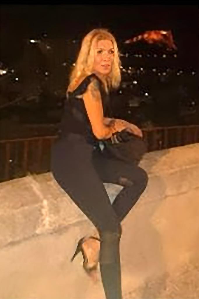607812594: Chica busca chico en Murcia