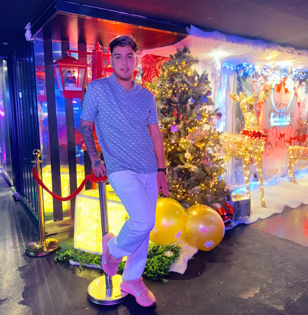 Chico busca chica en Tenerife: 