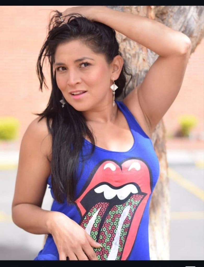 627516379: Chica busca chico en Valencia