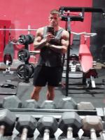 603869050: Chico busca chica en Sevilla