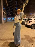 613933255: Chica busca chico en Barcelona