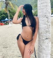 604343059: Chica busca chico en Barcelona