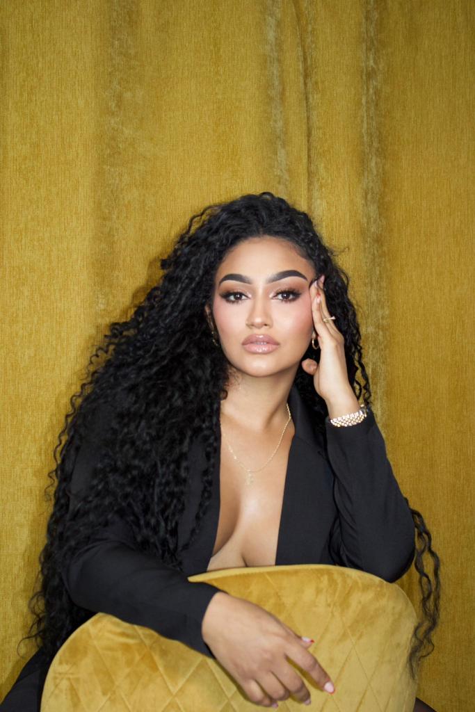 Chica busca chico en Castellón: 