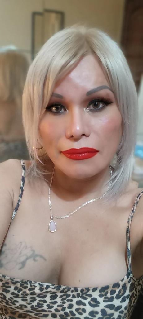 611285437: Travesti en La Coruña