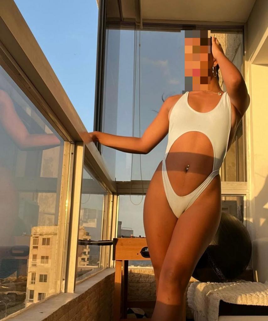 Chica busca chico en Barcelona: 