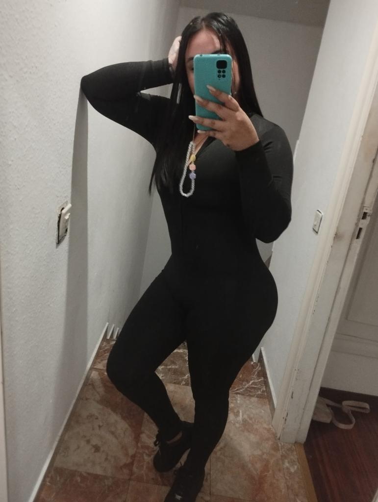 613821179: Chica busca chico en Cantabria